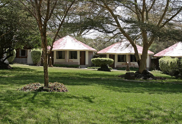 Fish Eagle Inn & Campsite