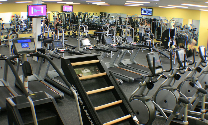 Nadiano Wonder Fitness Center